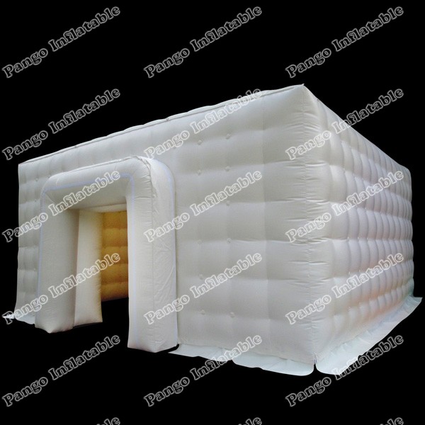 White flat-top inflatable tentGN100